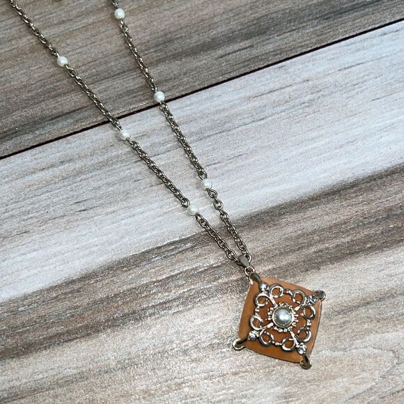 Victoria Style Gold Tone Beaded Necklace With Adjustable Chain - Picture 1 of 6